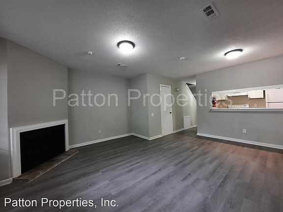 2nd image of 143 Leila Ln Unit A