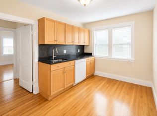 136 Spring St #3R, West Roxbury, MA 02132