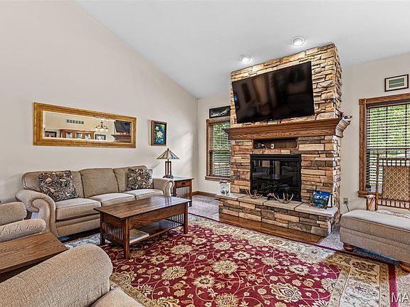 5th image of 440 Big River Cir