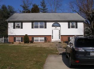 21 Carver Rd, Cabin John, MD 20818