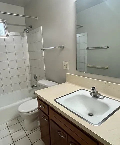 822 Mayfair Ave #1 — Photo 3