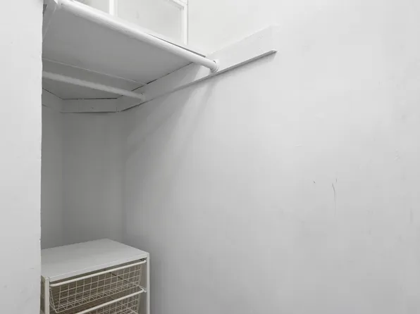 2790 Broadway image 5 of 8