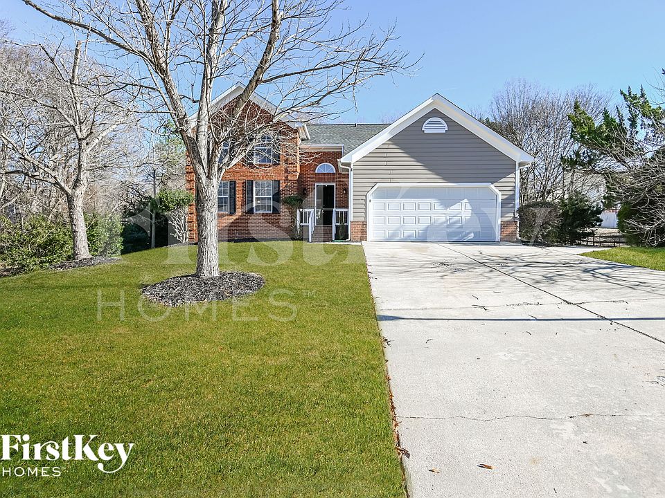 1st image of 10706 Trumble Ln