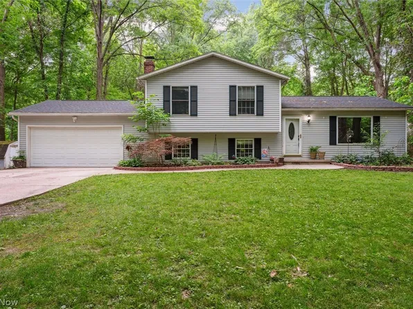 2858 Progress Park Dr, Stow, OH 44224