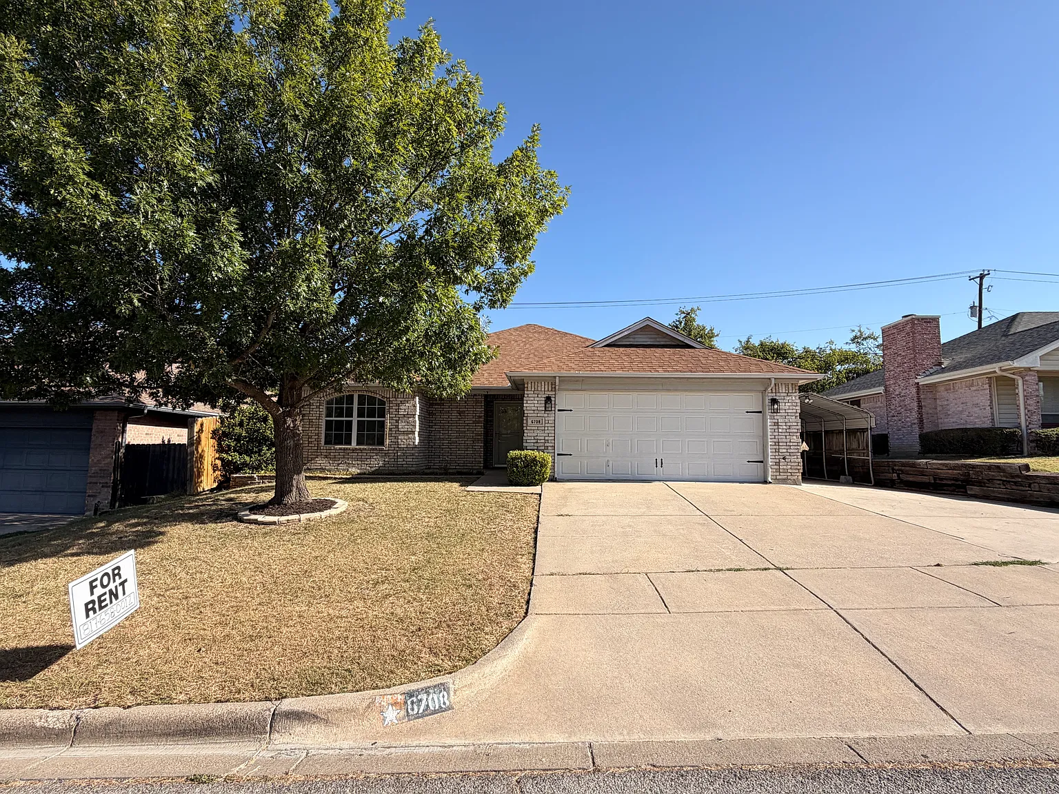 3 bed, 1476 sqft, $2,000 — Photo 2