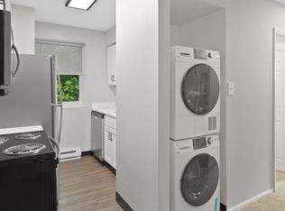 Lehigh Square, Allentown, PA 18103