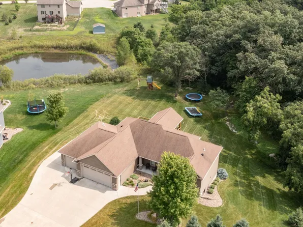 625 Forestview Ln SE, Oronoco, MN 55960