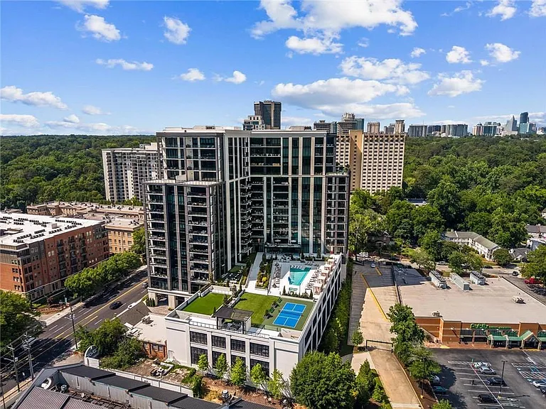 2425 Peachtree Rd NE #503 — Photo 48