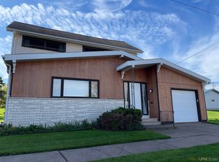 105 E Longyear St, Bessemer, MI 49911