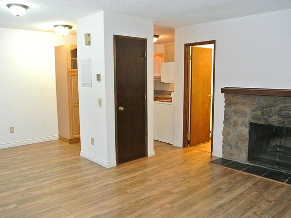 5th image of 3004 W Northern Lights Blvd APT 6C