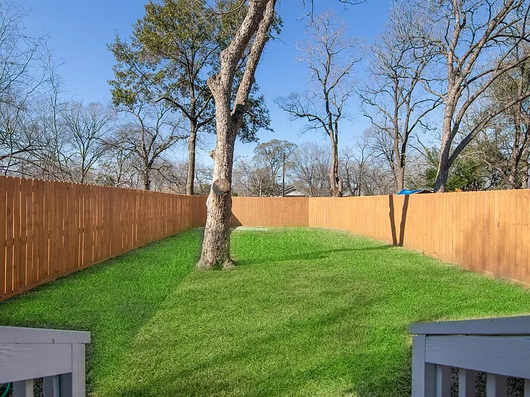 1709 Stevens St — Photo 14