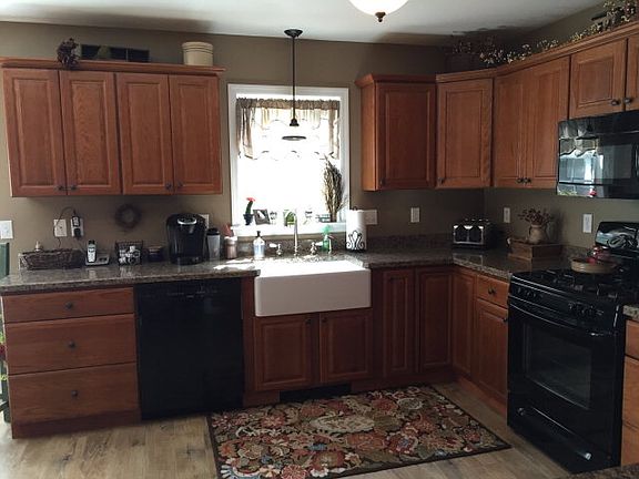 4th image of 22 Vista Dr