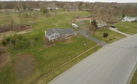 2nd image of 9123 Horseshoe Bnd