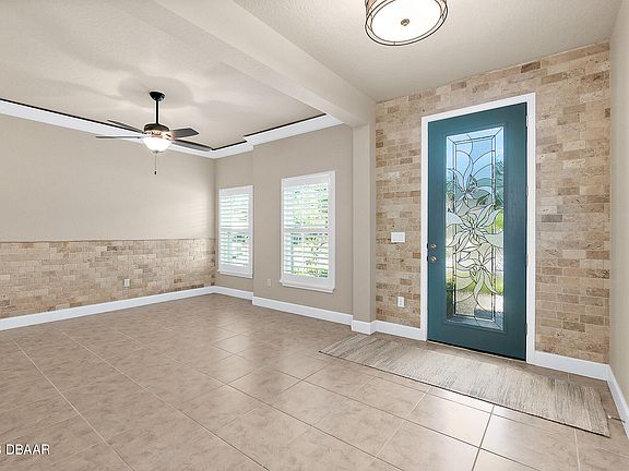 5th image of 824 Creekwood Dr