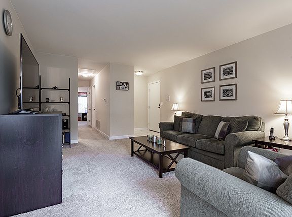 3rd image of 234 Driftwood Ln