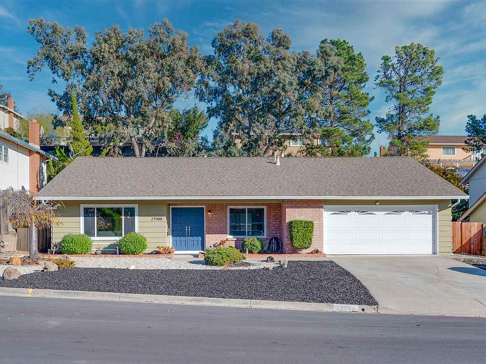 1st image of 27988 El Portal Dr
