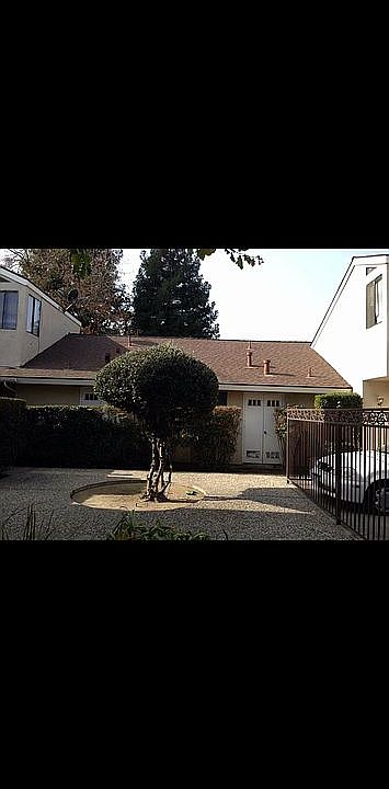 1st image of 2832 W Caldwell Ave
