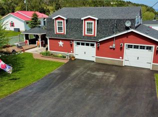 3 Paynes Point Rd, Woody Pt, NL A0K1P0