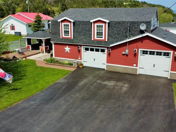 3 Paynes Point Road, Woody Point, NL A0K1P0