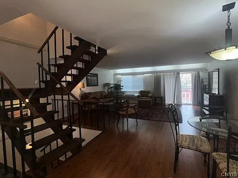 1225 James St — Photo 9