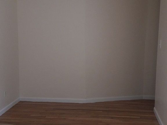 3rd image of 88 E 111th St APT 19