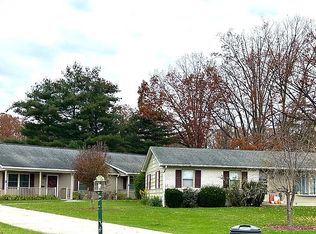 81 Jay St, Mill Hall, PA 17751