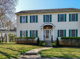 5820 Rolling Dr, Derwood, MD 20855