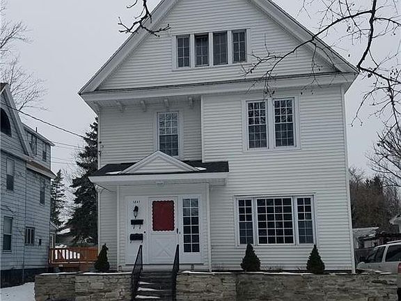 2nd image of 1801 James St #1