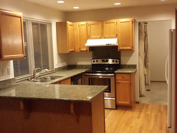 5th image of 8500 126th Pl SE