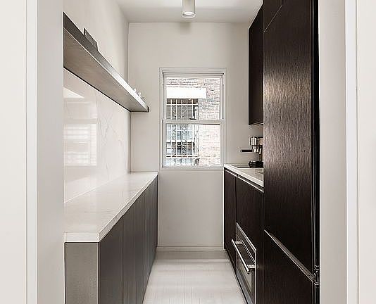 5th image of 307 W 20th St APT 3R