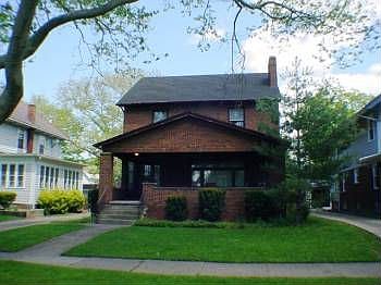 5th image of 2065 West Blvd