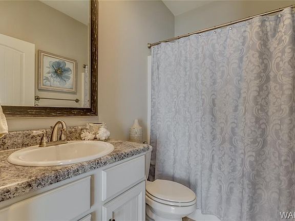5th image of 415 Camille Ln