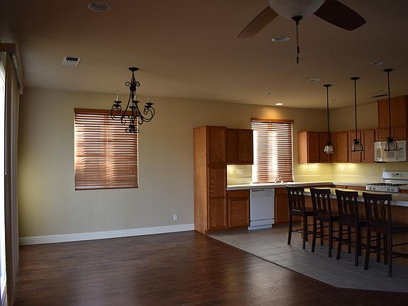 5th image of 1739 Newport Dr