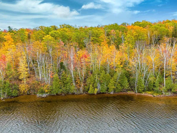 2A-2 Nightingale Dr, Hancock, MI 49930