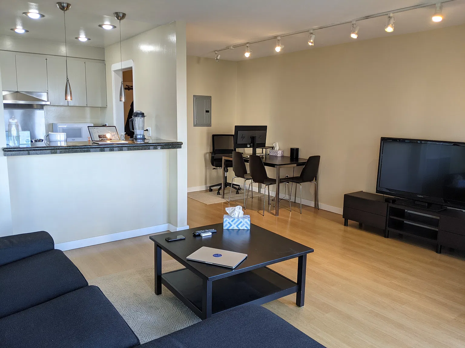 1 bed, 550 sqft, $4,500 — Photo 2
