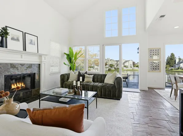 13 Waterside Circle, San Rafael, CA 94903