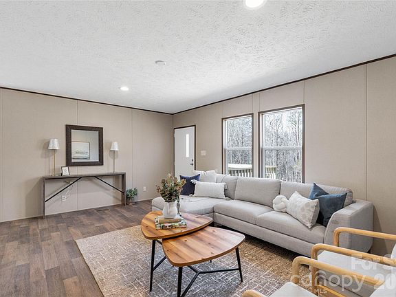 5th image of 585 Oneal Rd