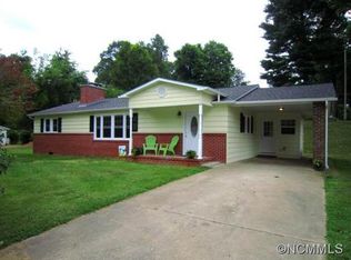 329 Leatherwood St, WAYNESVILLE, NC 28786