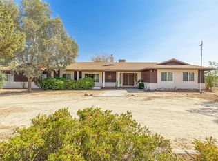 41120 27th St W, Palmdale, CA 93551