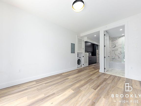 3rd image of 26 Quincy St #1F