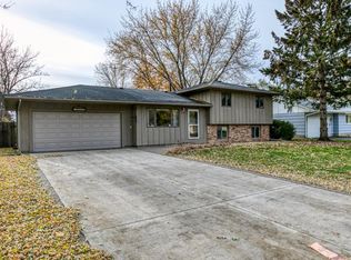 16490 Flagstaff Way W, Rosemount, MN 55068