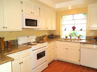 3914 E Cochran St #17, Simi Valley, CA 93063
