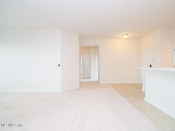5th image of 11251 CAMPFIELD Drive #4305