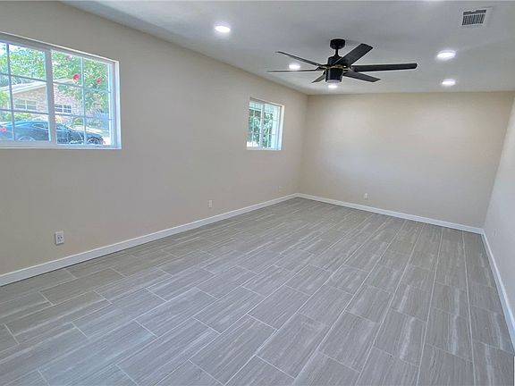 5th image of 1306 Grandon Dr