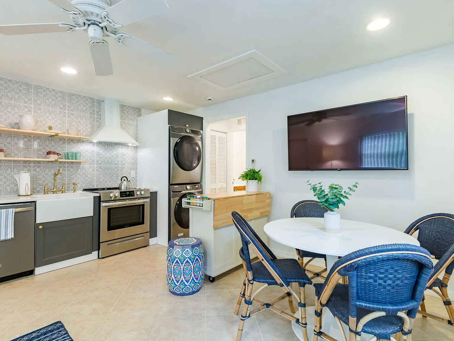 1 bed, 450 sqft, $1,750 — Photo 4