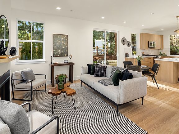 5th image of 11810 NE 103rd Pl