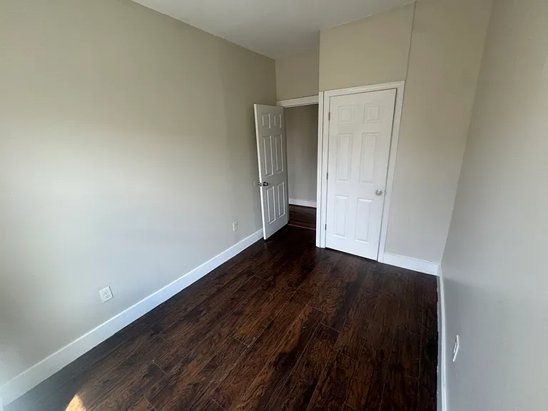 901 Bergen St #3A — Photo 7