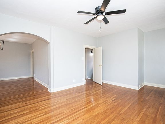 5th image of 4239 Louisiana Ave #1F