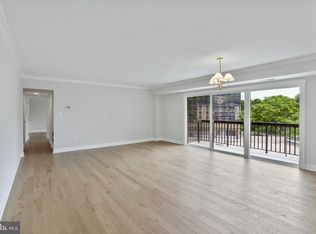 3200 S 28th St APT 302, Alexandria, VA 22302