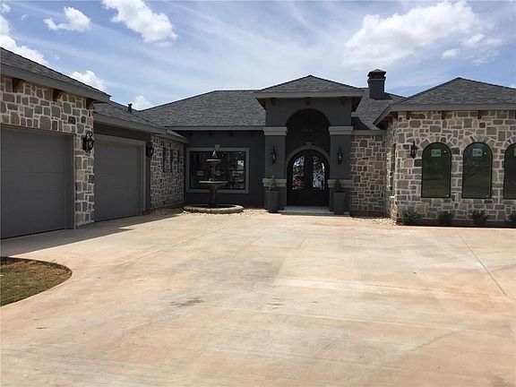 4th image of 217 Merlot Dr